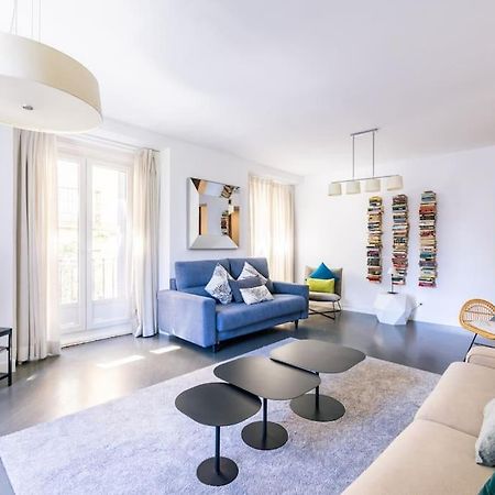 マドリードAmazing Flat 5 Balconies In Chueca - Gran Viaアパートメント エクステリア 写真